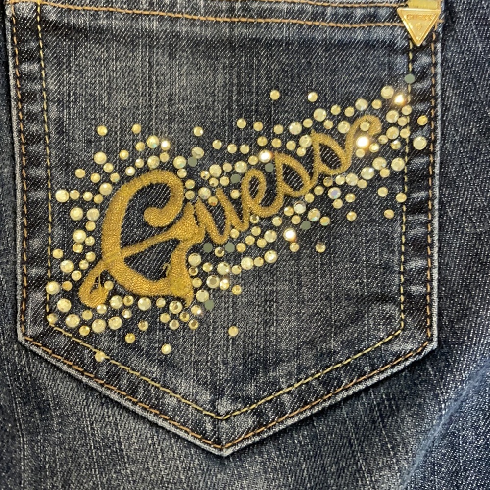 Guess Jeans - Picture 6 of 6
